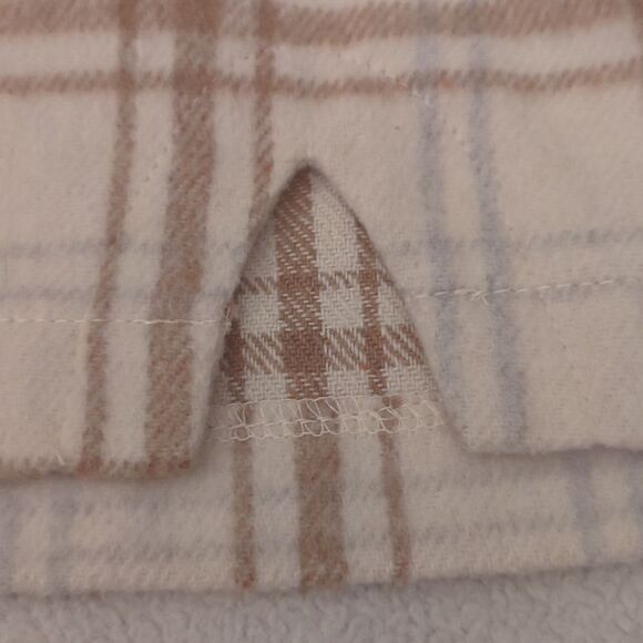 Lulu's women's cream plaid fleece skirt size large - Picture 4 of 7